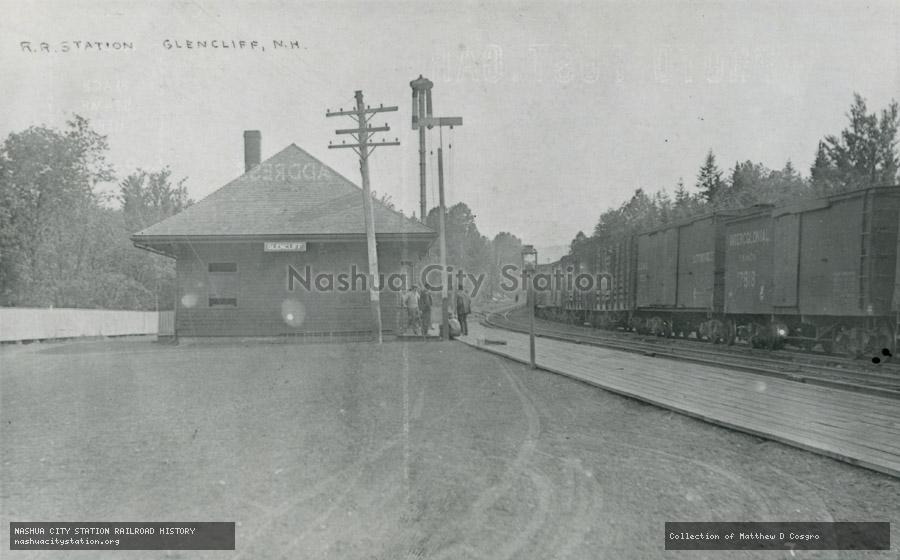 Postcard: Railroad Station, Glencliff, New Hampshire